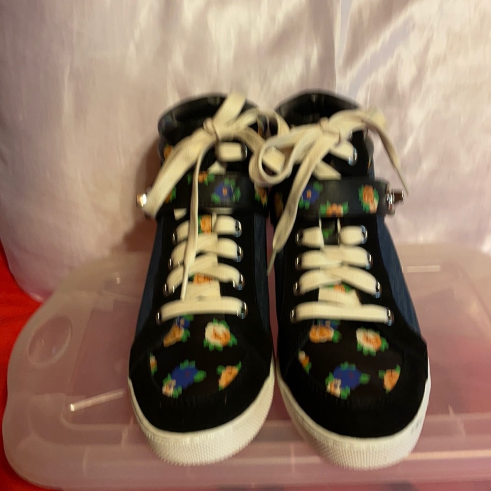 COACH - New Never Worn